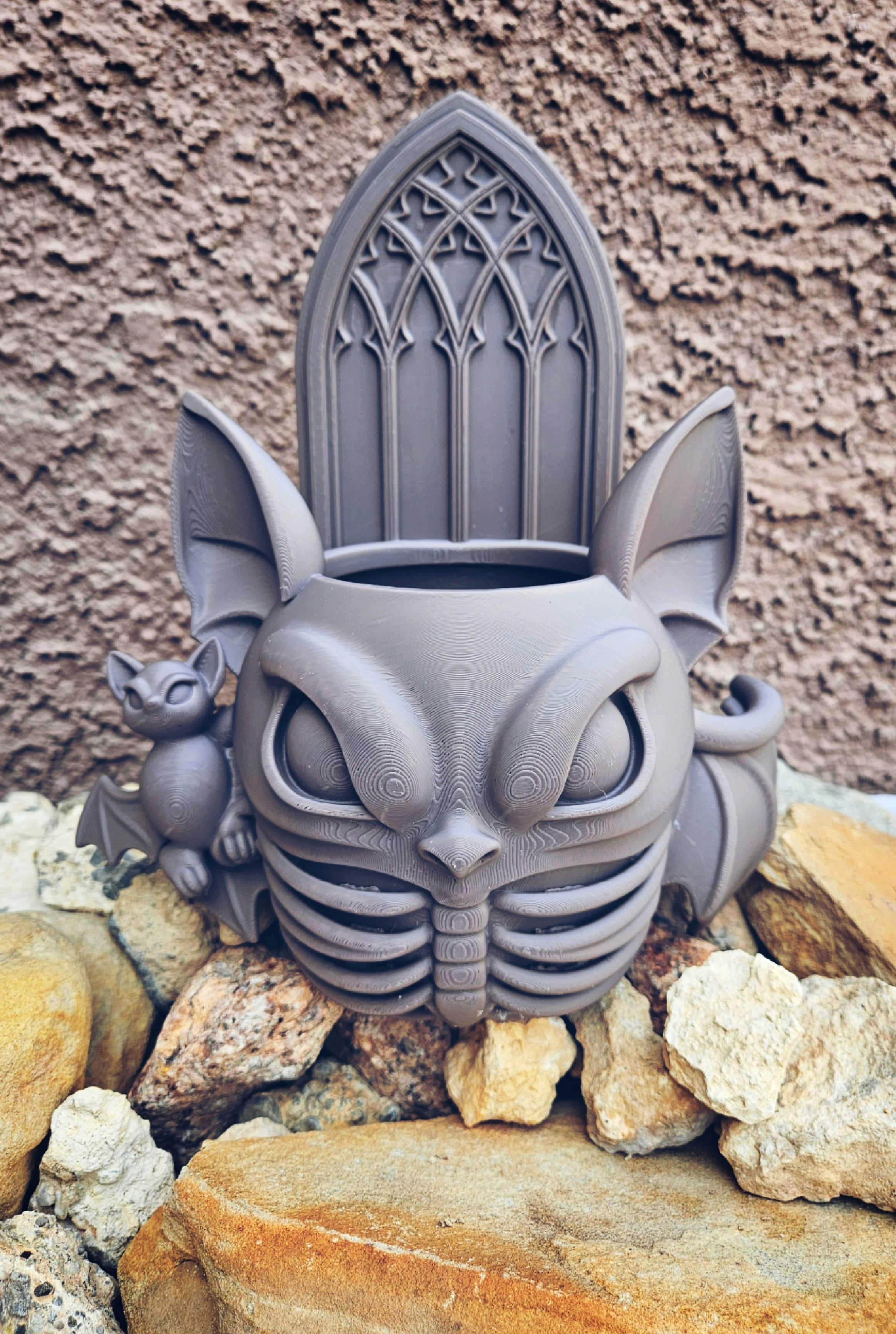 Belfrie Bestie Bat Planter